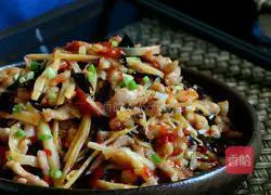 Illustration of how to make Sichuan fish-flavored shredded pork 12