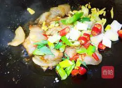 Illustration of how to make stir-fried cabbage with pork belly 8