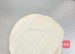 Illustration of how to make layered bread 6