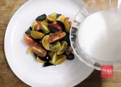 Yoghurt Cereal Fruit and Vegetable Salad Recipe Illustration 5