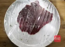 Appetizing Rosemary Steak Recipe Illustration 7