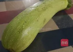 Illustration of how to make steamed zucchini with meat 1
