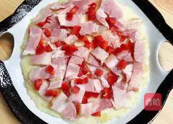 Illustration of how to make bacon, potato and rice pizza 10