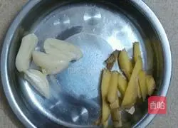 Illustration of boiled fish with enoki mushrooms 5