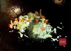 Cantonese cabbage recipe illustration 6