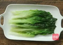 Illustration of how to make lettuce with oyster sauce 6
