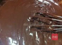 Illustration of how to make lava chocolate cake 5