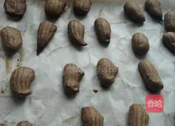 Black Swan Puffs Recipe Illustration 9