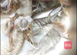  Illustration of how to make salt and pepper shrimp 1