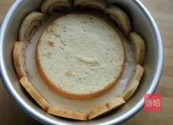 Illustration of how to make cake roll cheese mousse 14
