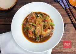 Illustration of home-cooked braised hairtail 9