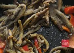 Illustration of how to make fried fish 6