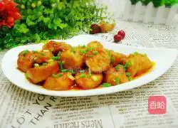 Illustration of how to wrap yu head in tomato sauce 11