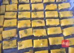 Illustration of how to make raisin soufflé 8