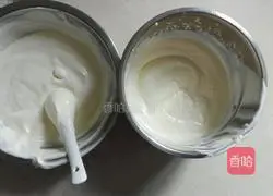 Illustration of how to make cocoa sandwich mousse 15