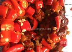 Hot and sour Illustration of how to make chicken offal 1