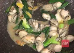 Cantonese style - fried oysters with garlic sprouts illustration 8