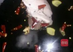 Illustration of how to cook twice-cooked pork with bamboo shoots 2