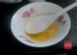 Illustration of how to make fried eggs with tomato sauce 2