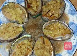 Illustration of how to make abalone with garlic vermicelli 5