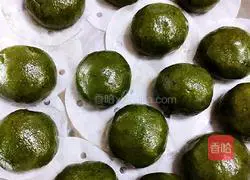 Egg yolk and pork floss Illustration of the Youth League’s practice 6