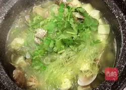Clam and wakame vermicelli stew recipe illustration 13