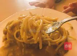 Illustration of how to make curry seafood pasta 6