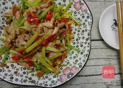 Illustration of how to make Sichuan fish-flavored shredded pork 5