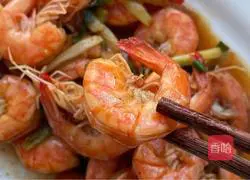 Illustration of how to make salt and pepper shrimp 9
