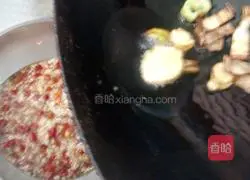 Illustration of how to make shredded pepper and chicken shreds 6