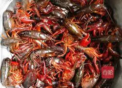 Hubei fried prawns (spicy crayfish) recipe illustration 1