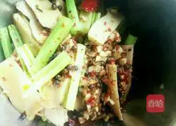 Illustration of how to cook bullfrog 7