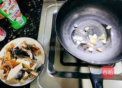 Illustration of Braised Dried Salted Fish 3