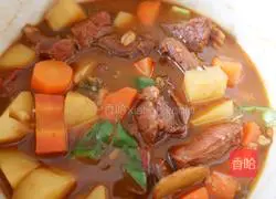 Illustration of how to cook beef brisket with potatoes 8