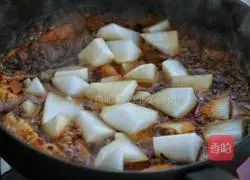 Illustration of Braised Pork and Stewed Radish 9