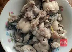 How to cut bullfrog with green pepper Illustration 2