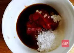 Illustration of how to make fish-flavored shredded pork 3