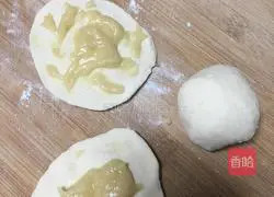 Illustration of how to fill Nanchong Guokui with jelly 2