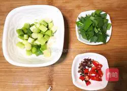 Illustration of how to make steamed bacon with dried beans 2