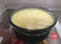 Illustration of how to make six-inch mango yogurt mousse cake 14