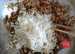 Pork and Lotus Root Meatballs Recipe Illustration 2