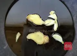 Braised crucian carp recipe 5