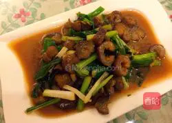 Illustration of how to make sea cucumber fried with green onions 13