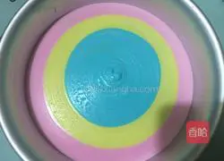 Illustration of how to make colorful mousse 17