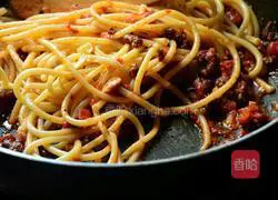Illustration of how to make spaghetti with meat sauce 7