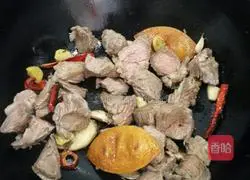 Illustration of how to make radish stewed beef brisket 4