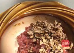 Illustration of how to make steamed meatloaf with mushrooms 3