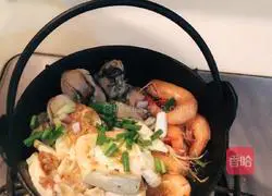 Japanese style seafood hot pot recipe 13