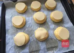 Puff pastry cream puffs Illustration of how to do it 11