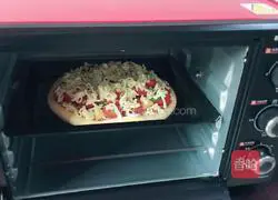 Illustration of how to make tomato cheese pizza 17